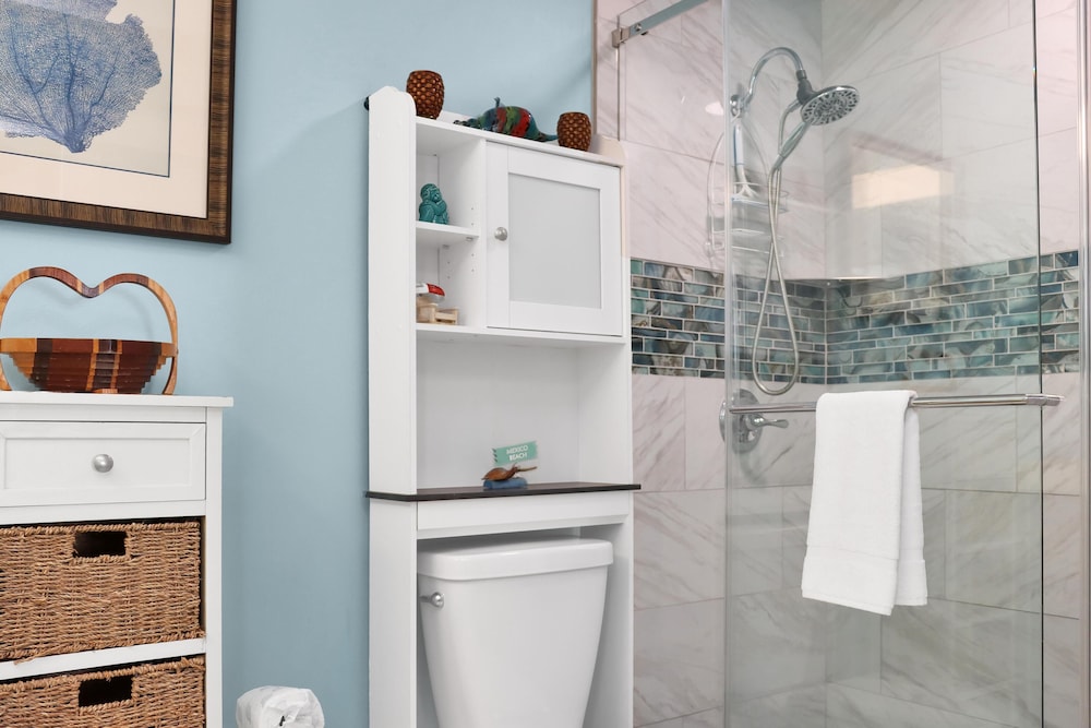 Condo, Multiple Beds (Waterside Village Condo 404 - Seadrag)