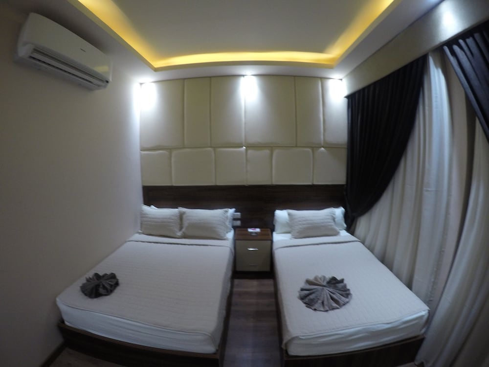 Deluxe Twin Room - Photo 3