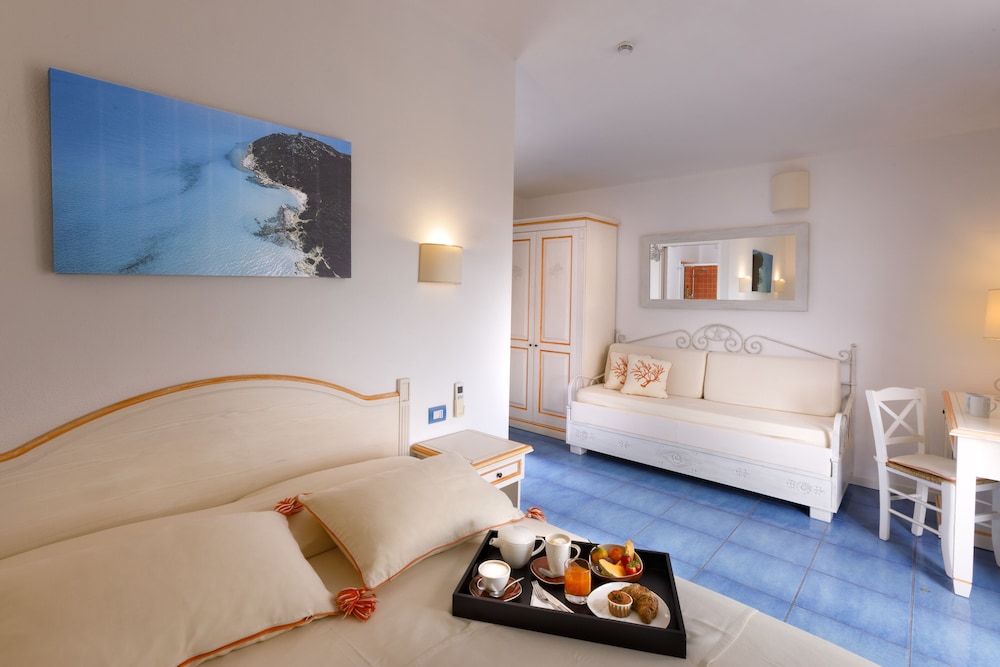 Superior Room (Deluxe) photo 3