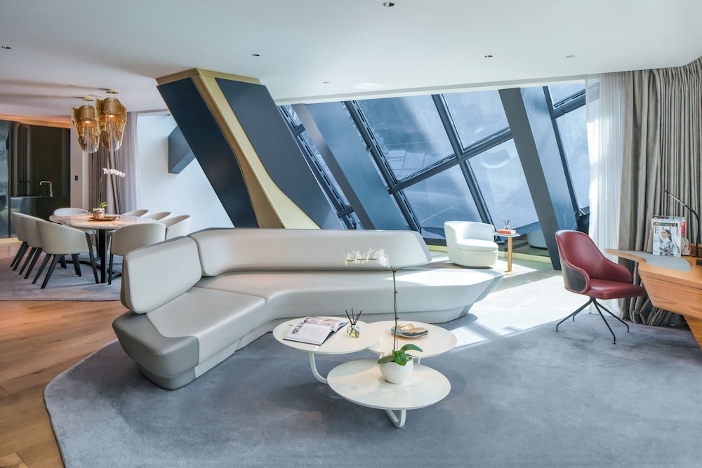 Beyond ME + Suite by Zaha Hadid and Jacuzzi