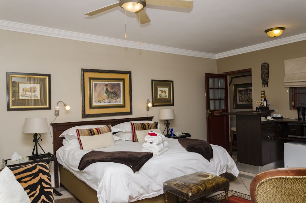 Luxury Room (1) - Photo 6