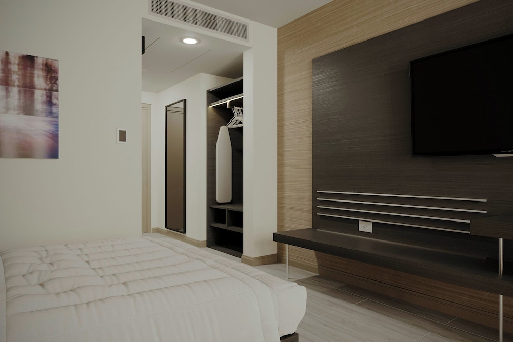 Room, 1 King Bed