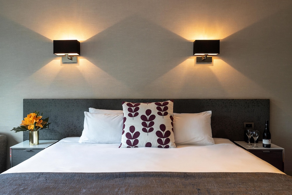 Accessible King Room - Photo 1
