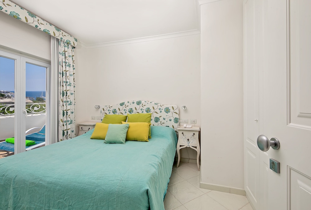 Superior Double Room, Sea View photo 2