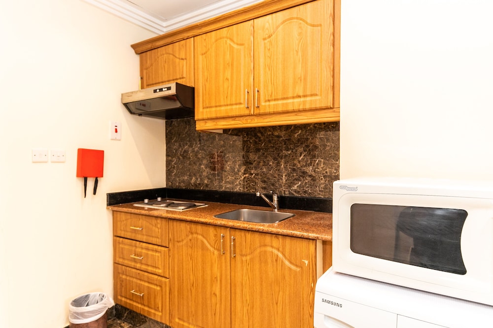 One Bedroom Superior Apartment - Photo 7