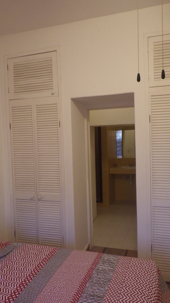 Standard Room, 1 King Bed, Accessible, City View photo 1