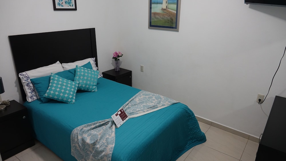 Family Suite, 2 Double Beds, Non Smoking photo 3