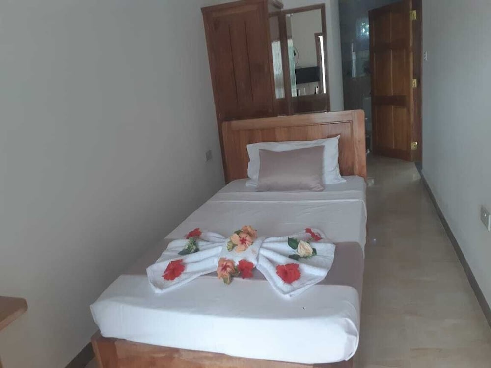 Standard Single Room, 1 Large Twin Bed