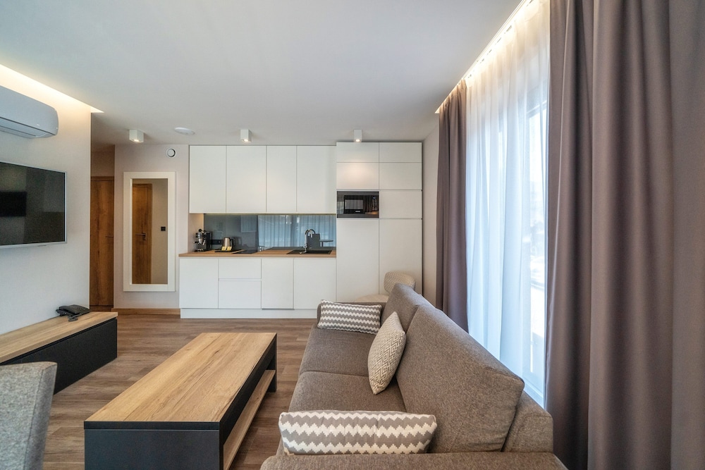Apartment (Lux) photo 2