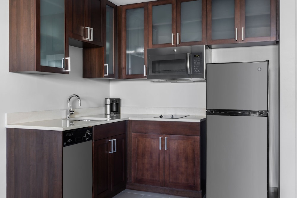 Suite, 1 Bedroom photo 2
