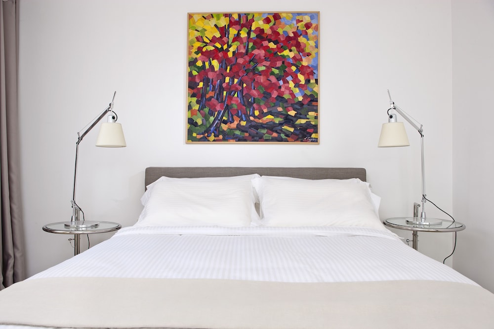 Executive Room (Estate)