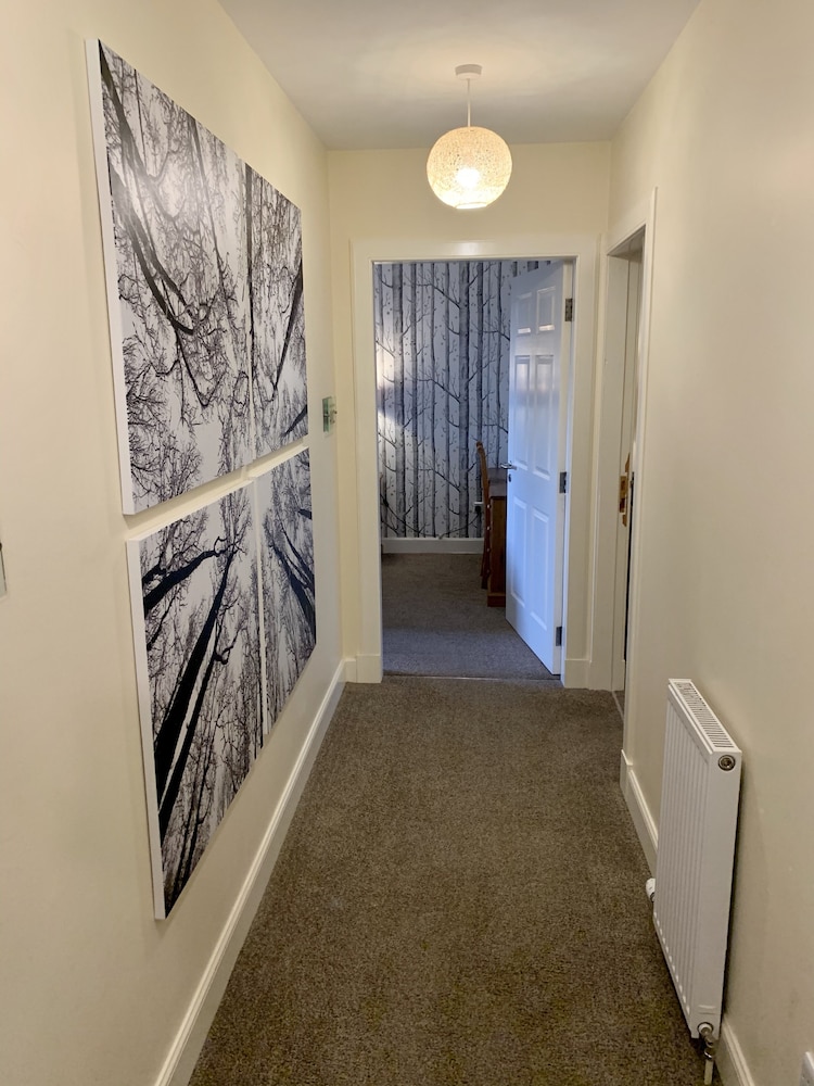 2 Bed Apartment, Ground Floor, Garden View photo 2