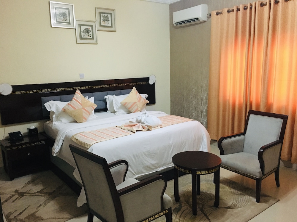 Deluxe Room - Photo 1