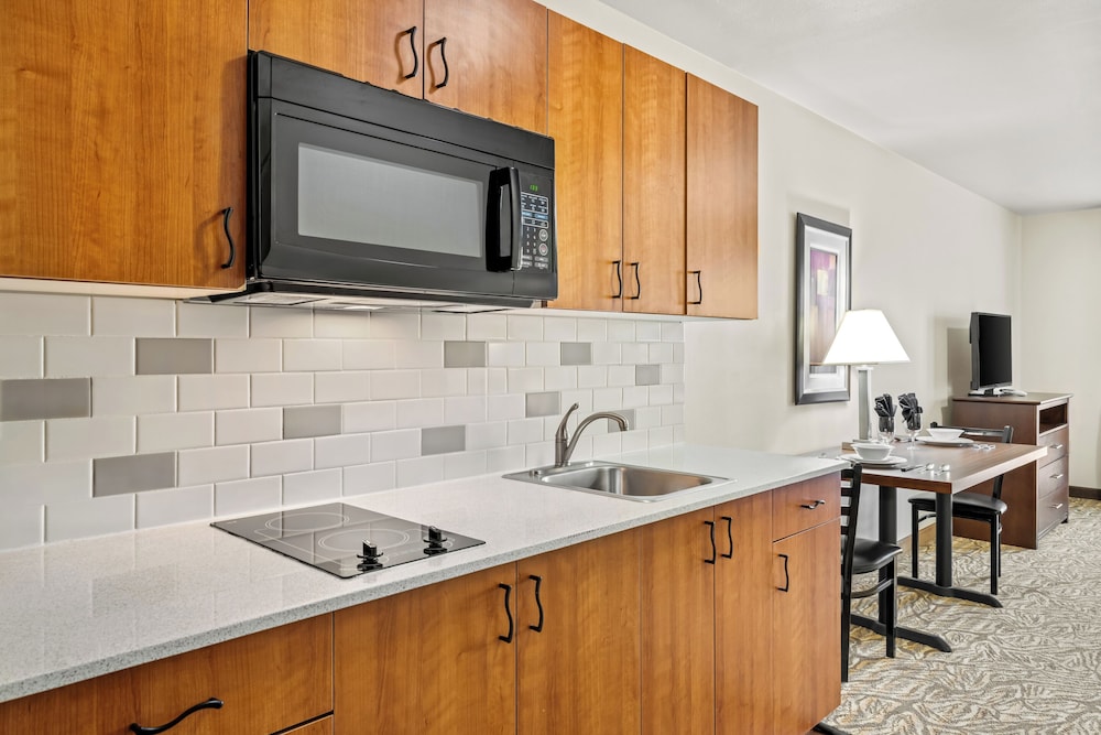 Comfort Suite, 2 Queen Beds, Mobility Accessible photo 2