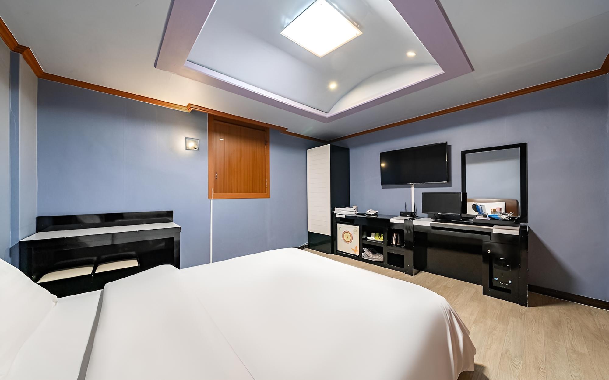 Room (Special Room) - Photo 4