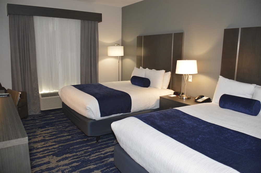Standard Room, 2 Queen Beds, Accessible, Refrigerator & Microwave - Photo 1