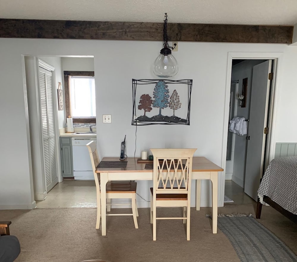 Studio, Multiple Beds (Sugar Ski & Country Club Unit 11-402 ) photo 2