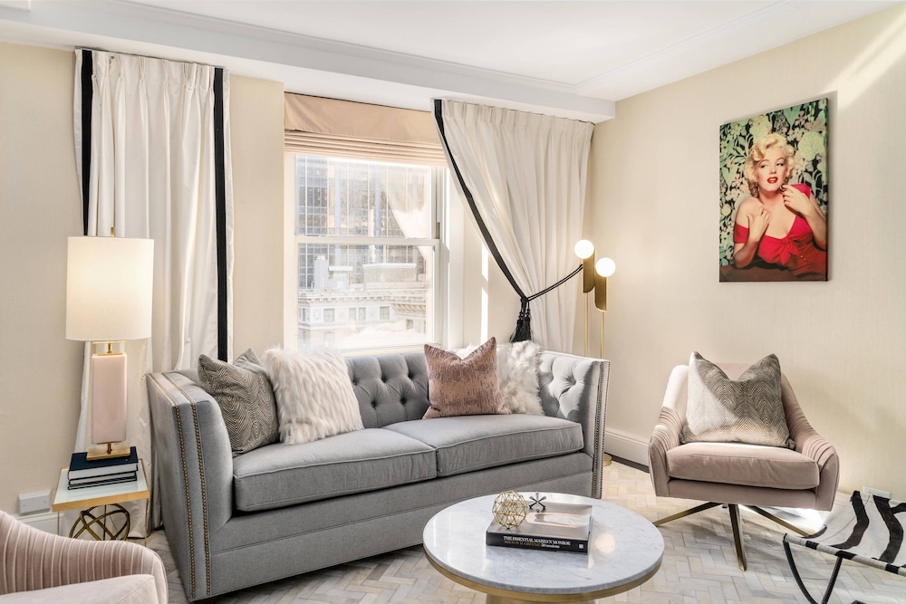 Suite, 1 Bedroom (Balcony) thumbnail 6