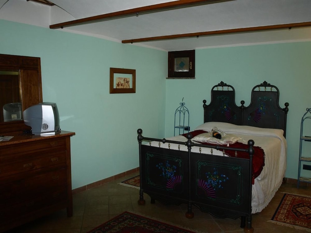 Quadruple Room, Mountain View photo 1