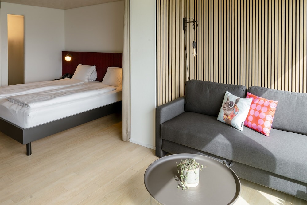 Double Room (inkl. Ticket für den ÖPNV) - Photo 7