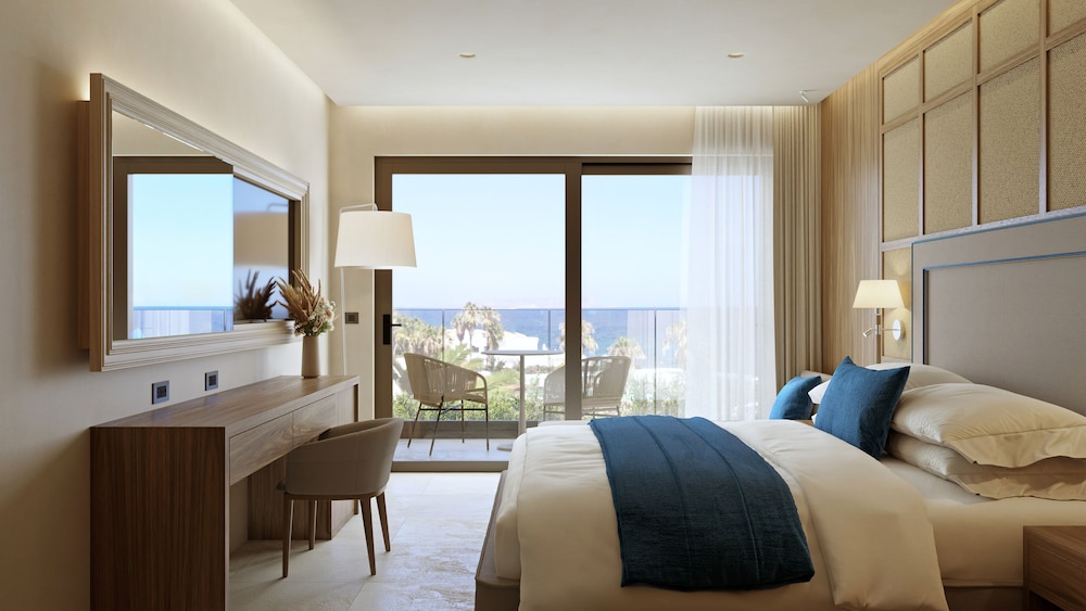 Superior Room with Sea View photo 1