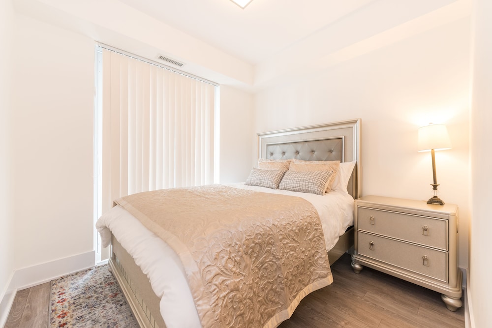 Condo, 3 Bedrooms, Kitchen