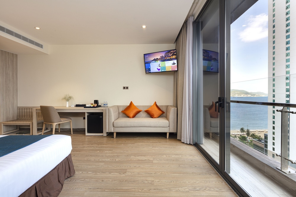 Premium Balcony Partial Sea View