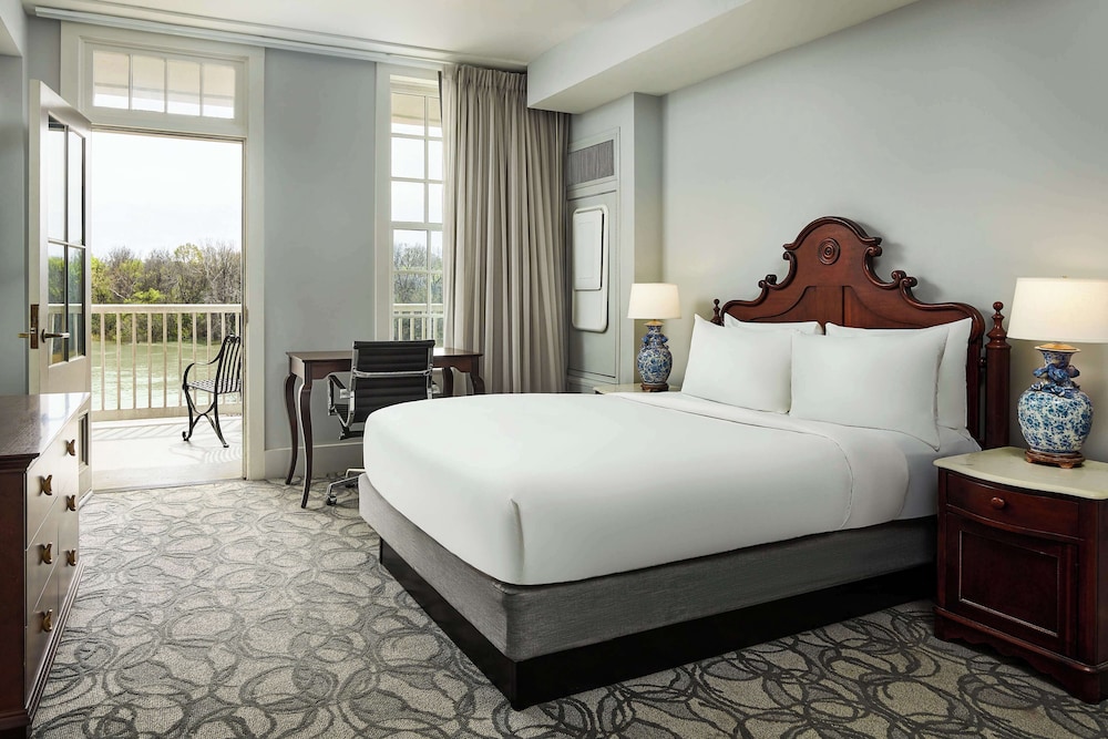Room, 1 Queen Bed, Accessible, Bathtub
