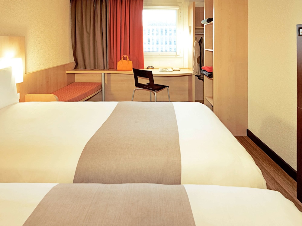 Standard Twin Room, 2 Twin Beds - Photo 3