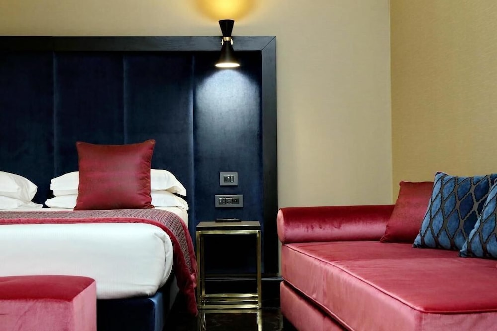 Classic Quadruple Room photo 2
