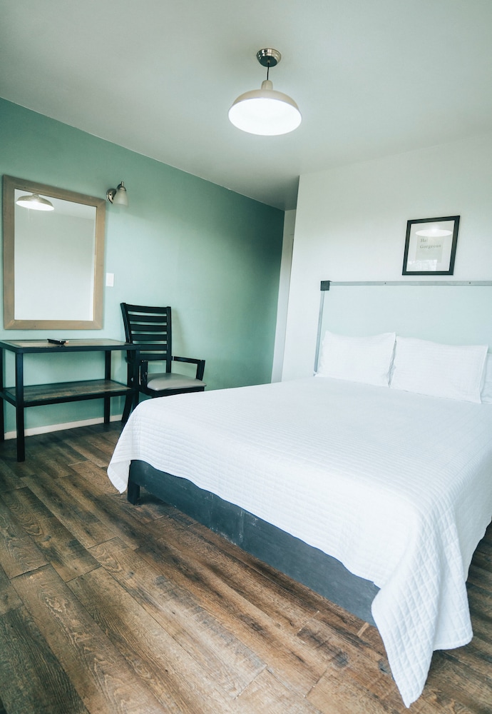 Economy Room, 1 Double Bed photo 2