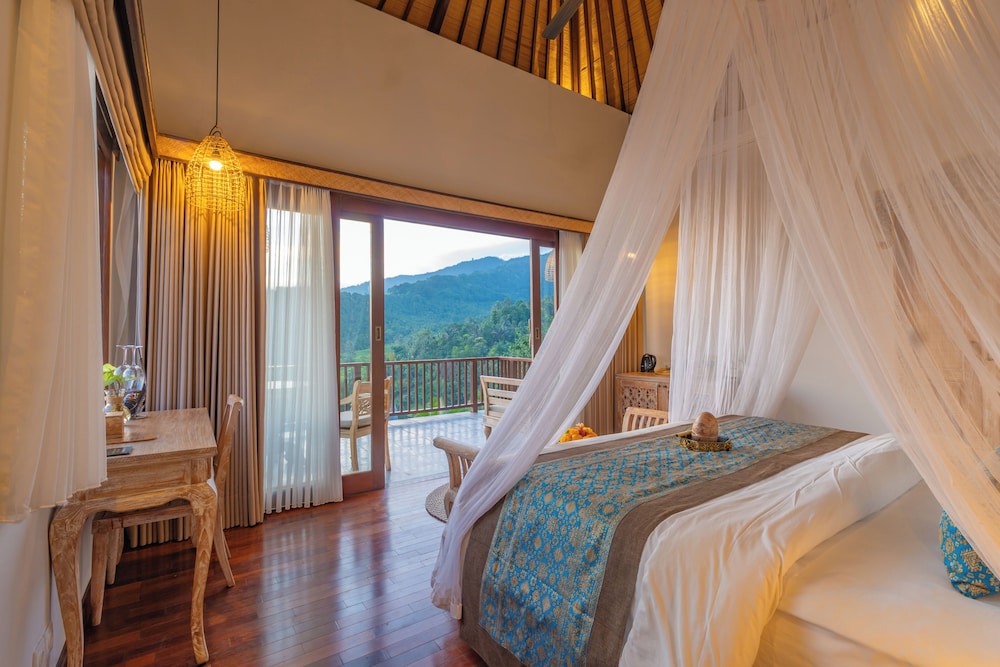 Royal Jacuzzi Pool Villa - Photo 2