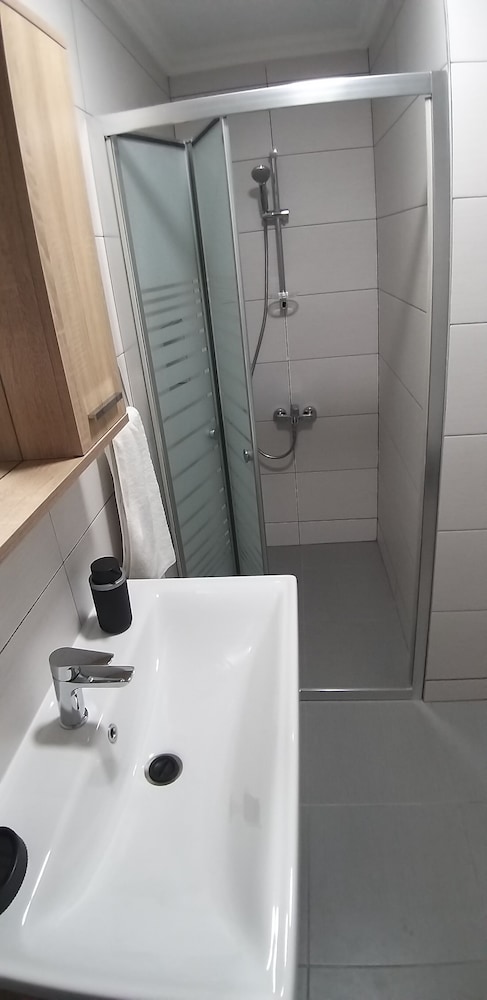 Standard Twin Room photo 3