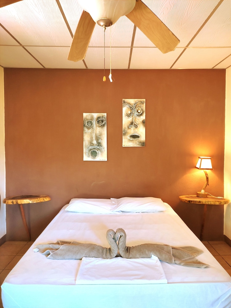 Standard Double Room, 1 Queen Bed photo 2