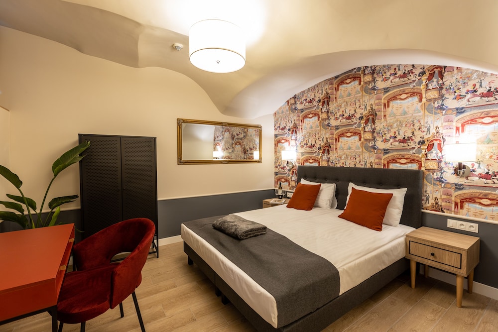 Economy Double Room - Photo 3