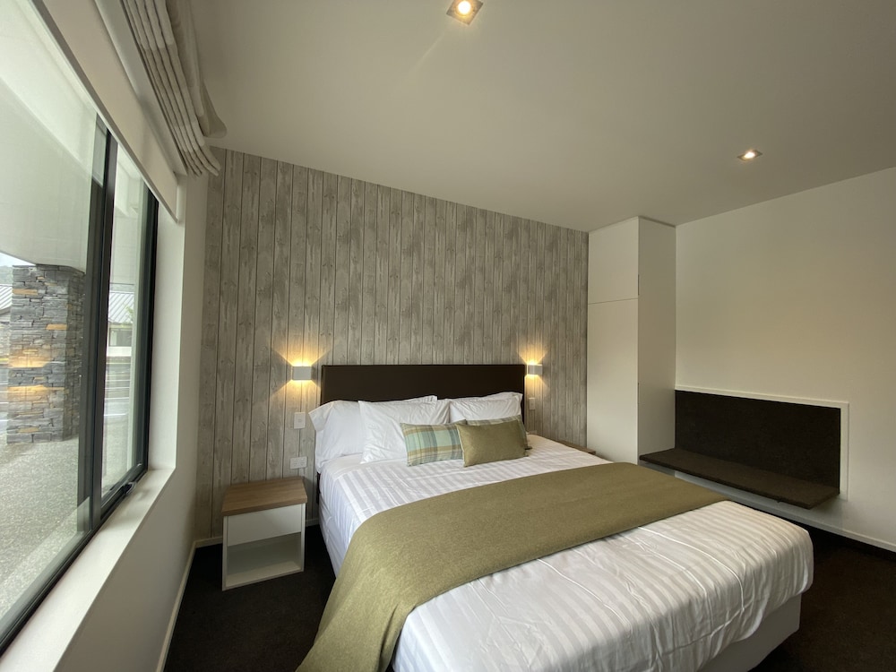 Suite, Multiple Beds, Accessible