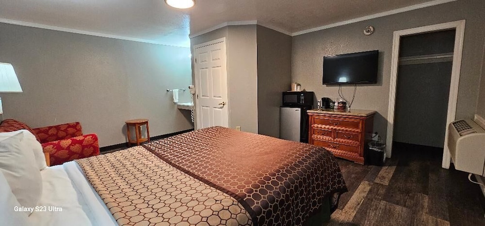 Basic Room photo 2