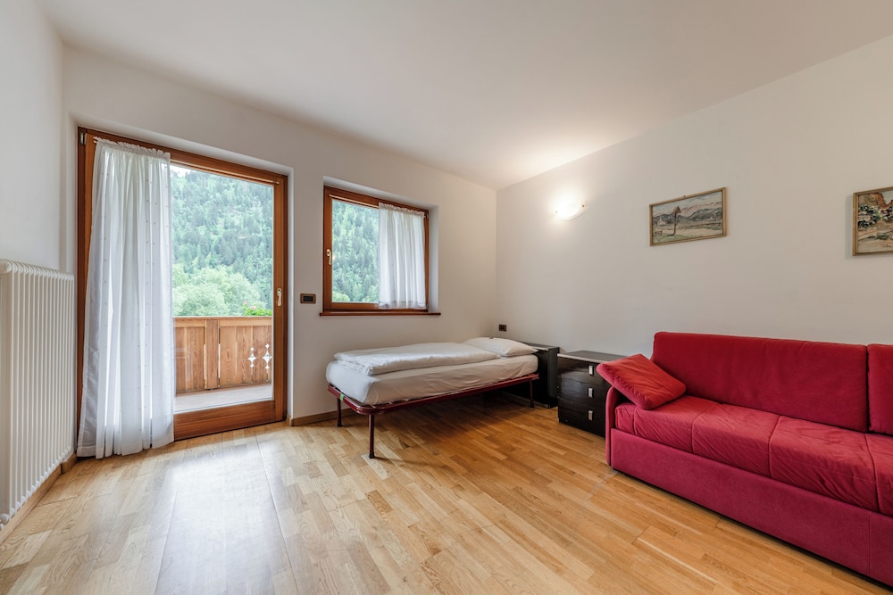 Family Quadruple Room, Balcony, Mountain View (House Lisetta)