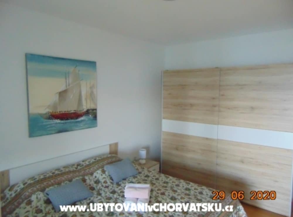 Apartment (Three-Bedroom Apartment) photo 3