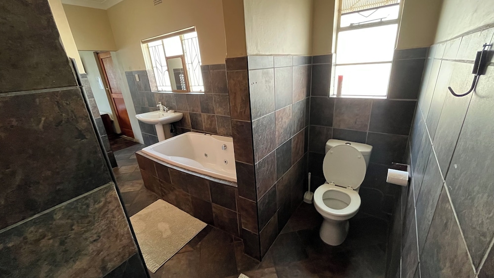 Classic Double Room - Photo 4