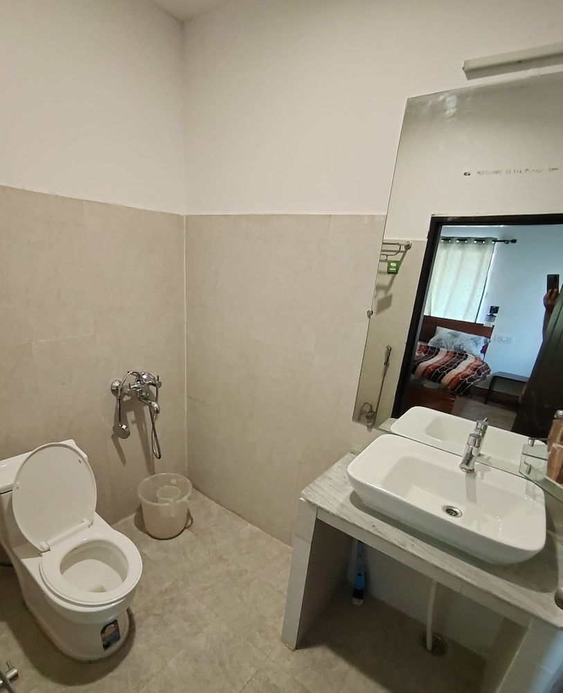 Deluxe Room - Photo 3