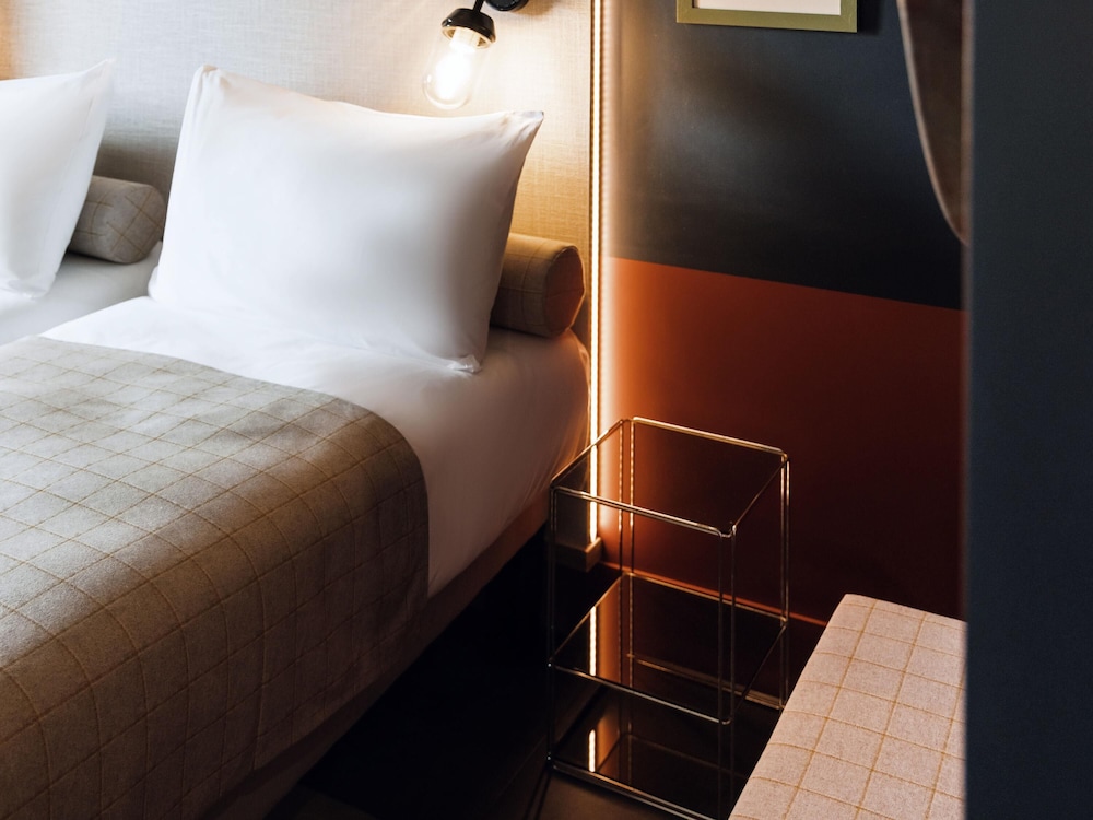 Standard Room, 3 Twin Beds - Photo 2