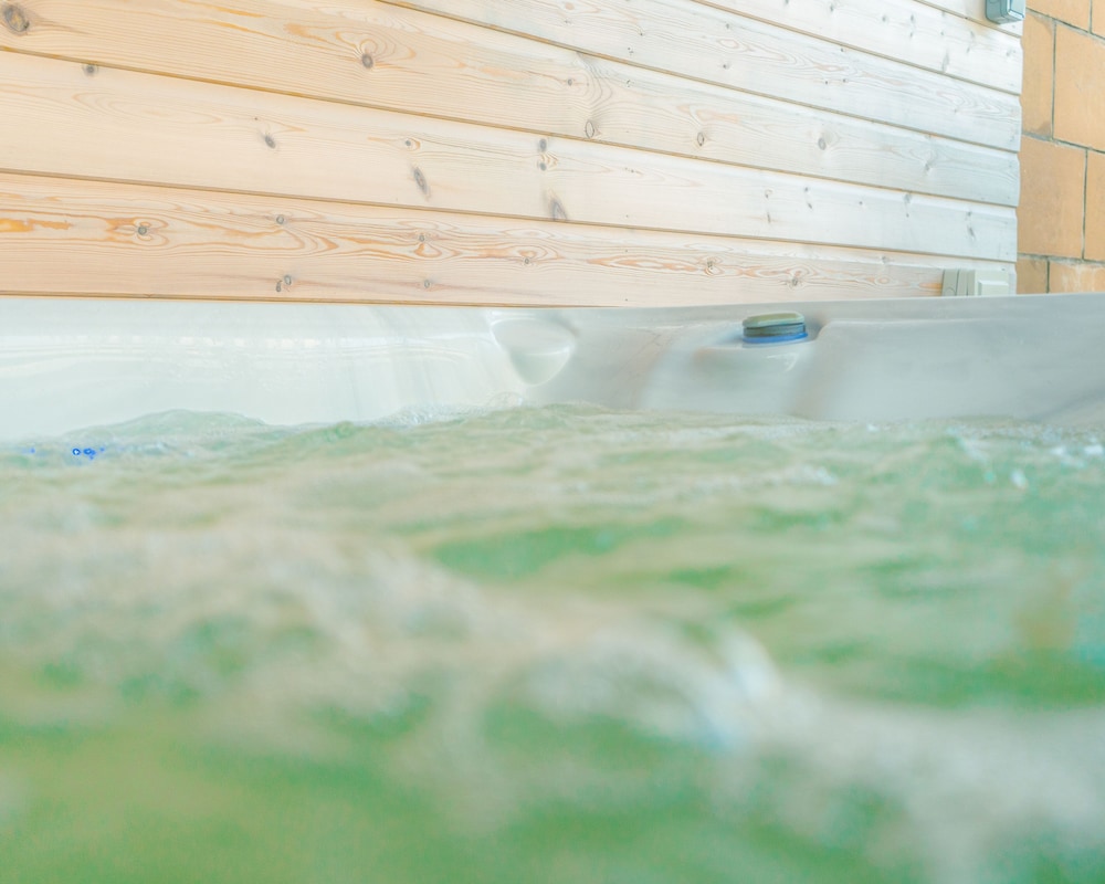 Superior Double Room (Balcony & Hot Tub) photo 3