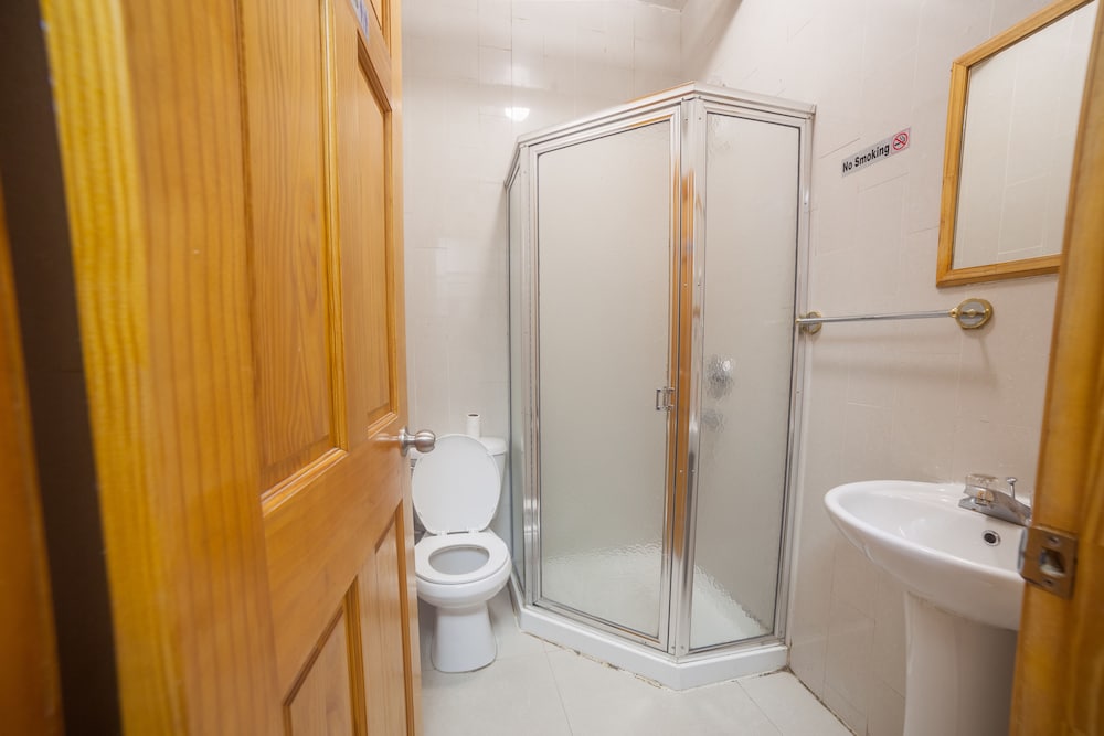 Shared Dormitory, Men only photo 3