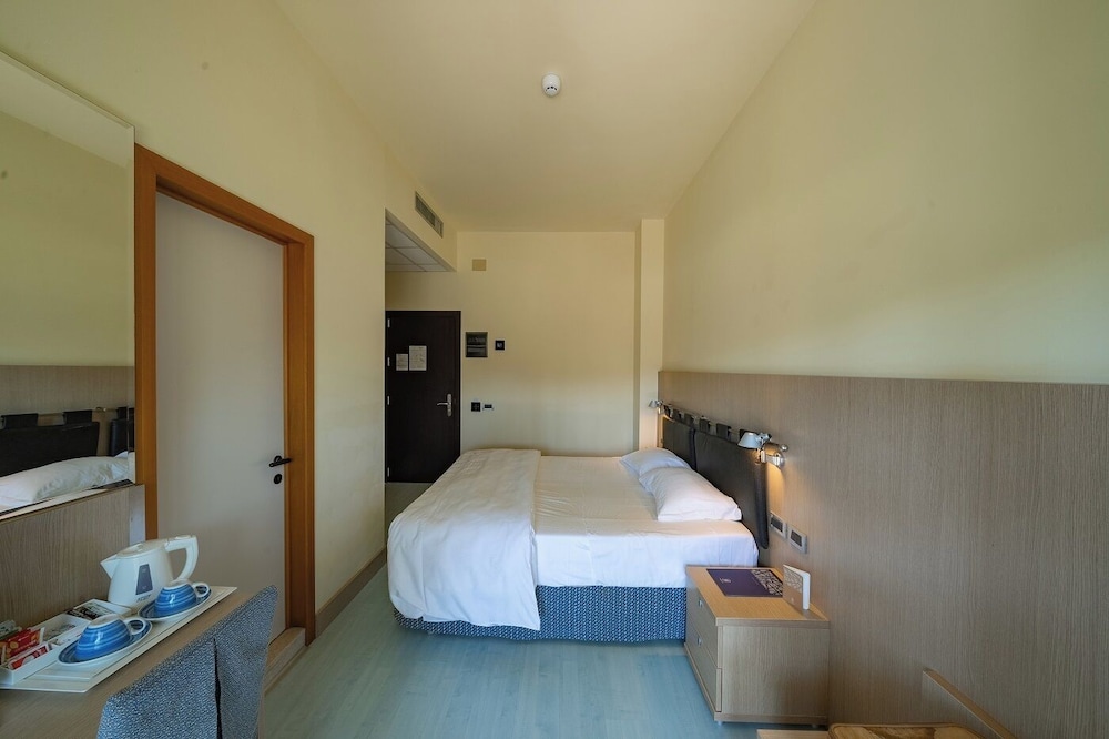 Standard Double Room (Vista Giardino)