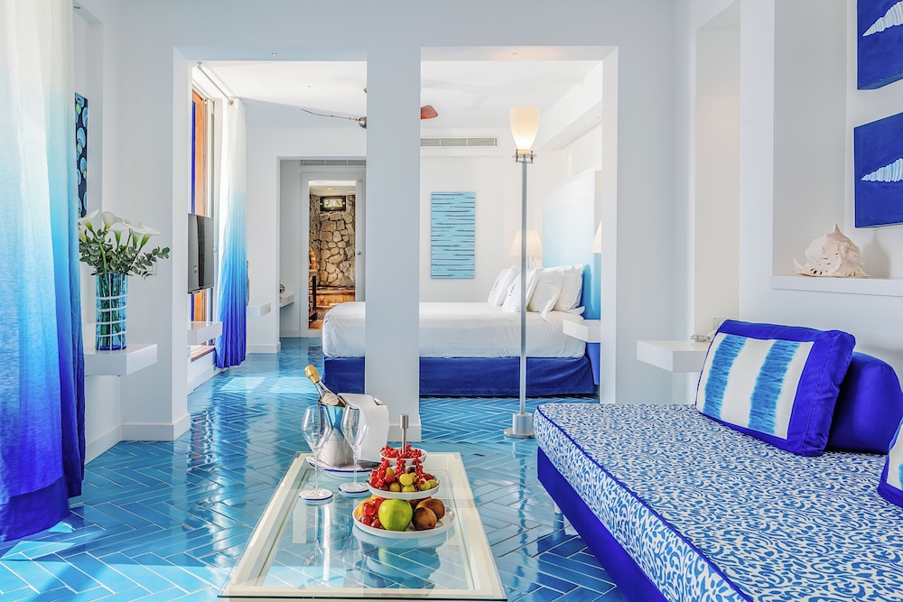 Studio Suite, Private Pool, Sea View (Maritè)