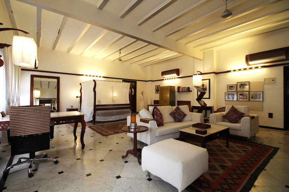 Modern Heritage Grand Suite - Photo 6