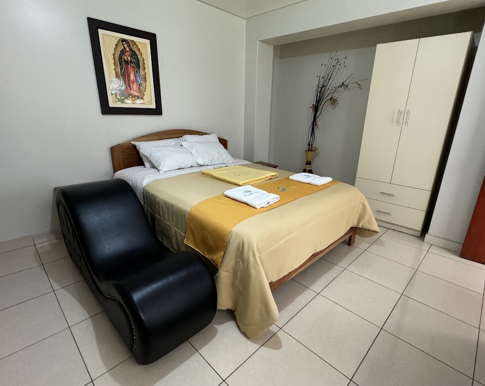Basic Double Room, 1 Queen Bed, Sauna photo 1