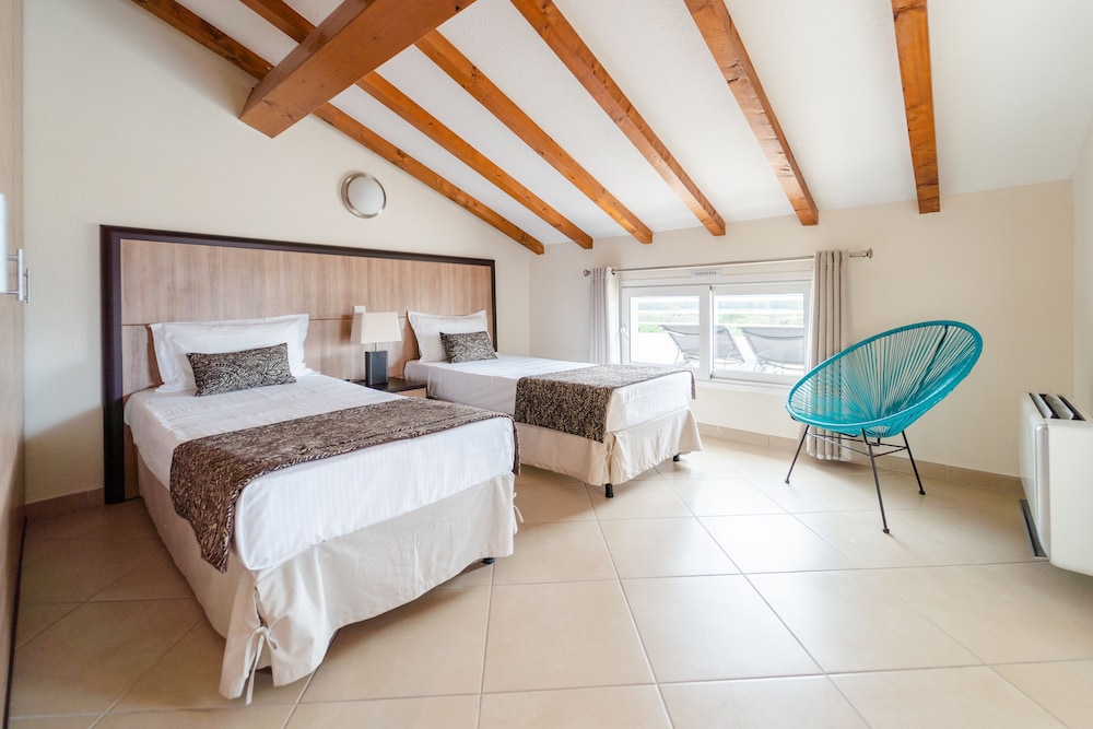 Deluxe Apartment, 2 Bedrooms, Terrace, City View photo 2