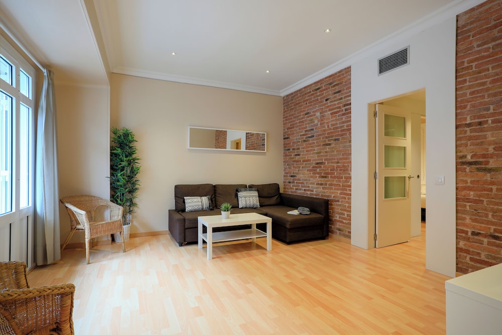 Apartamento Familiar, 4 Habitaciones (1014)